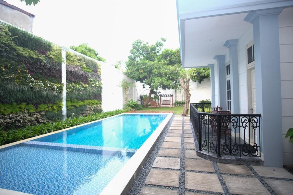 Rumah Kertajaya Surabaya Exterior photo